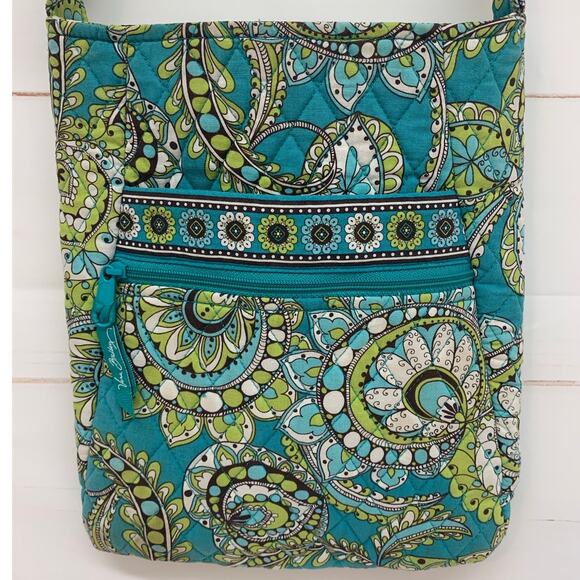 Vera Bradley Crossbody Bag Peacock Pattern Retired 2007 Hipster Teal Green Purse - Picture 1 of 16